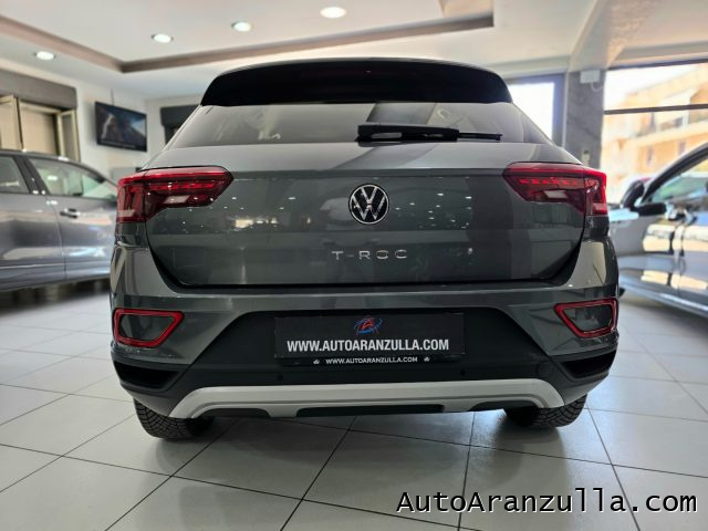 VOLKSWAGEN T-Roc usata, con Alzacristalli elettrici