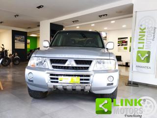 MITSUBISHI Pajero usata, con Airbag