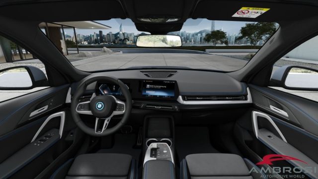 BMW iX1 usata 8