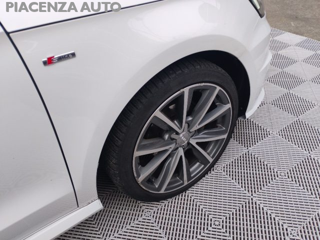 AUDI A1 usata, con Autoradio