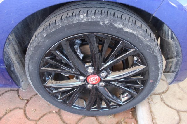 TOYOTA Yaris usata, con Controllo elettronico della corsia