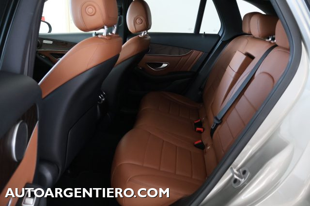 MERCEDES-BENZ GLC 300 usata, con Isofix