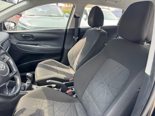 HYUNDAI Bayon usata, con Cronologia tagliandi