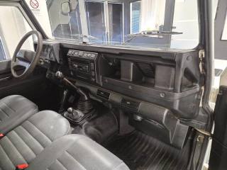 LAND ROVER Defender usata, con Servosterzo