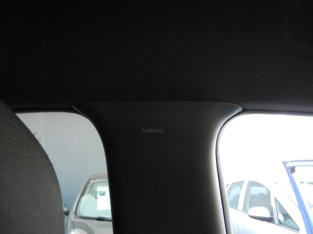 HYUNDAI i10 usata, con MP3
