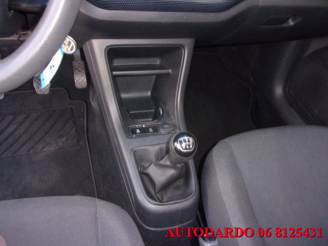 VOLKSWAGEN up! usata 17