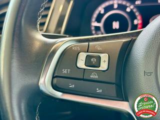 VOLKSWAGEN Tiguan usata, con USB