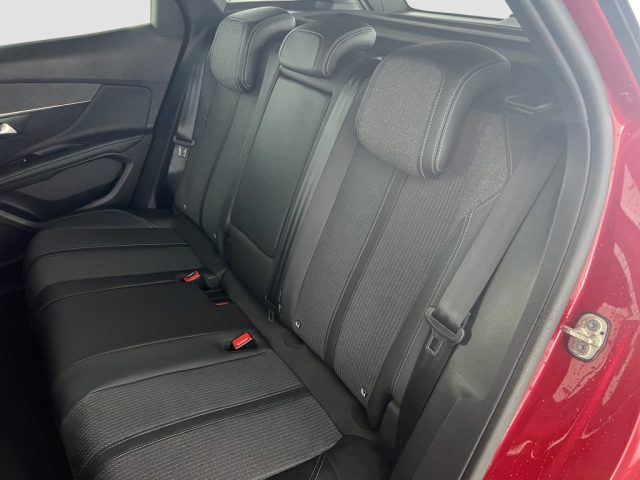 PEUGEOT 3008 usata 9