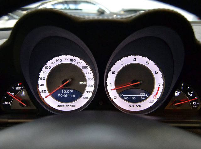 MERCEDES-BENZ SL 63 AMG usata, con Controllo automatico clima
