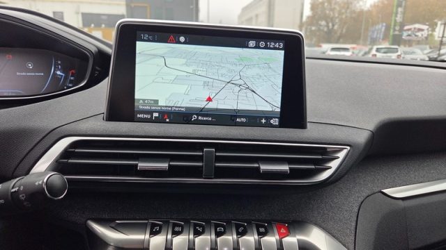 PEUGEOT 3008 usata, con Bluetooth