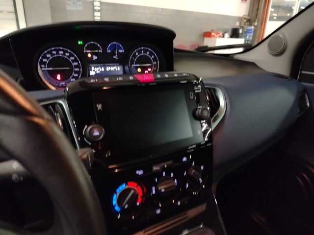 LANCIA Ypsilon usata 23