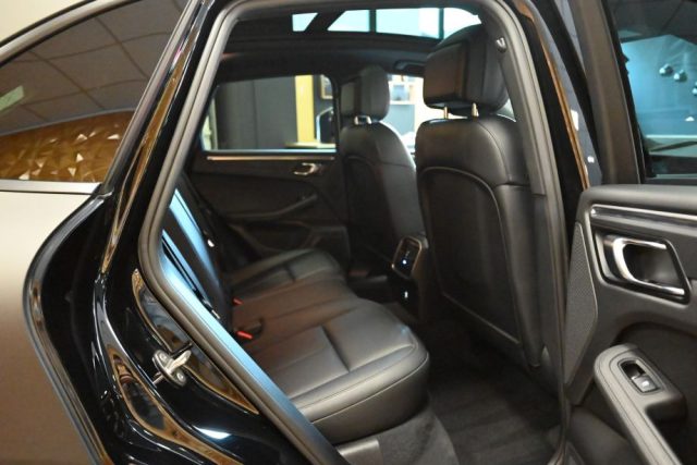 PORSCHE Macan usata 120