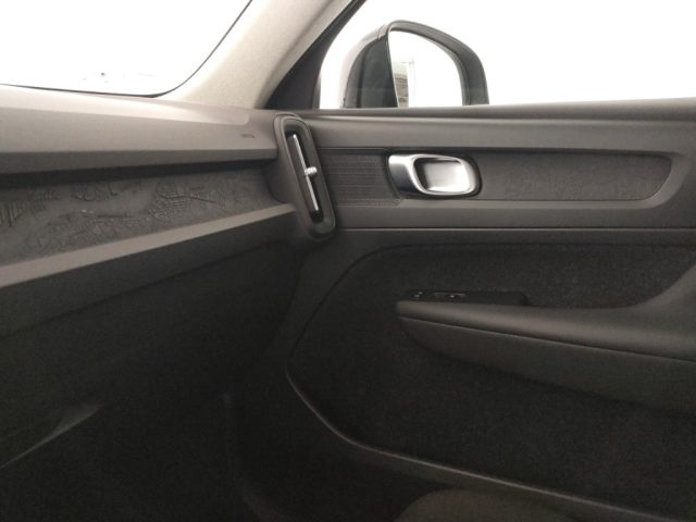 VOLVO XC40 usata, con Sedile posteriore sdoppiato