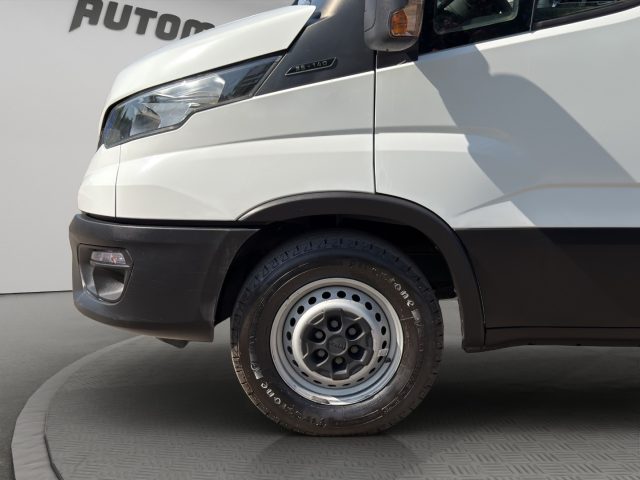 IVECO Daily usata 18