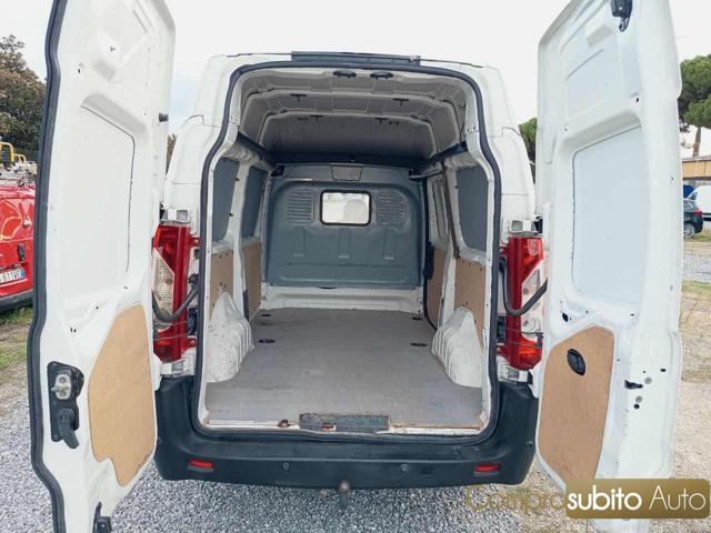 PEUGEOT Expert usata 9