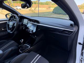OPEL Corsa usata, con USB