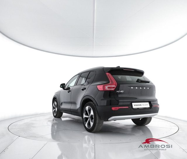 VOLVO XC40 usata 3