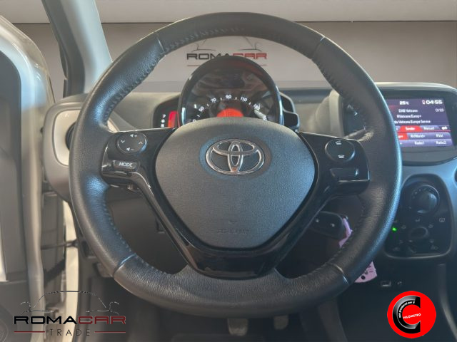 TOYOTA Aygo usata, con Touch screen