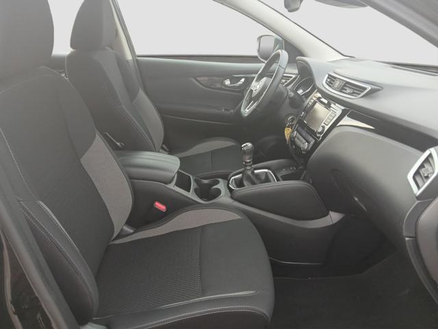 NISSAN Qashqai usata, con USB