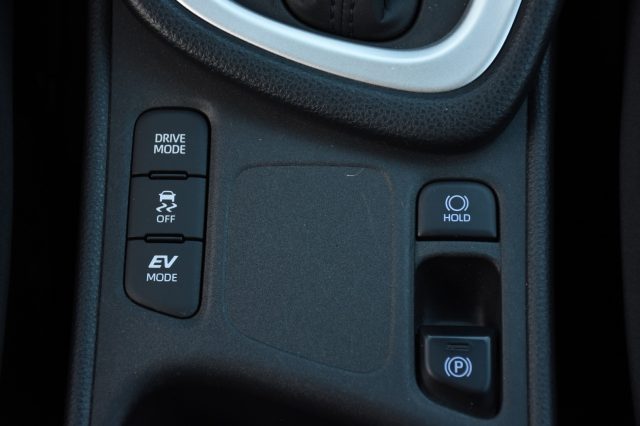 TOYOTA Yaris usata, con Sistema di navigazione