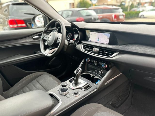 ALFA ROMEO Stelvio usata, con Chiusura centralizzata