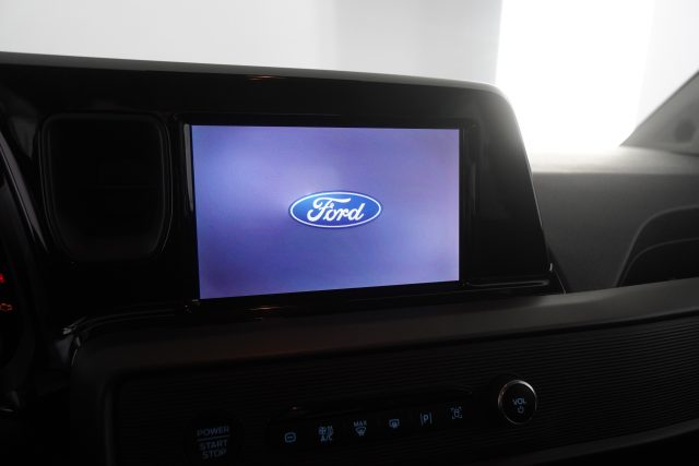 FORD Tourneo Courier usata 14