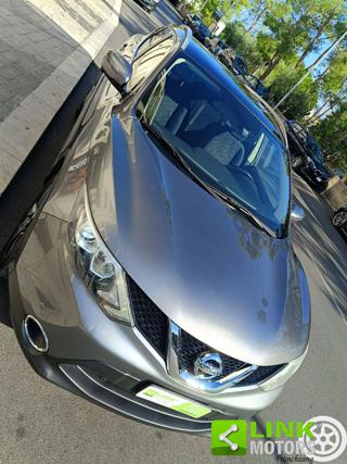 NISSAN Qashqai usata, con Sensori di parcheggio anteriori