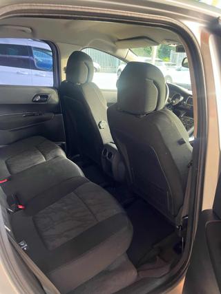 PEUGEOT 3008 usata, con Autoradio
