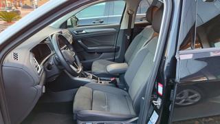 VOLKSWAGEN T-Roc usata, con Autoradio