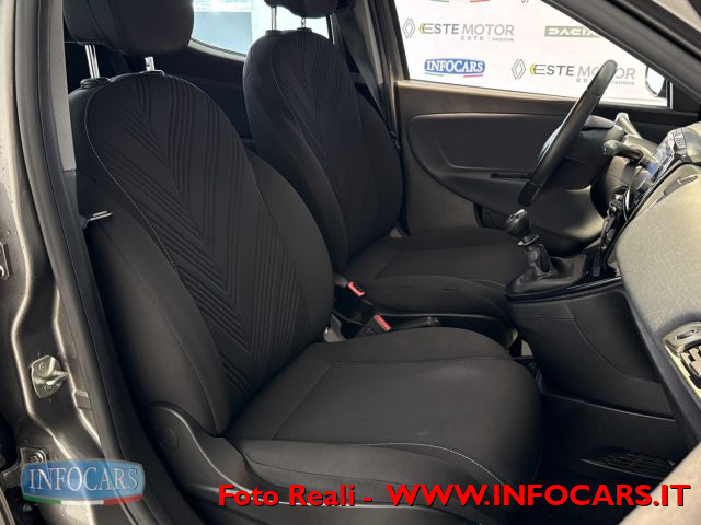 LANCIA Ypsilon usata, con Boardcomputer