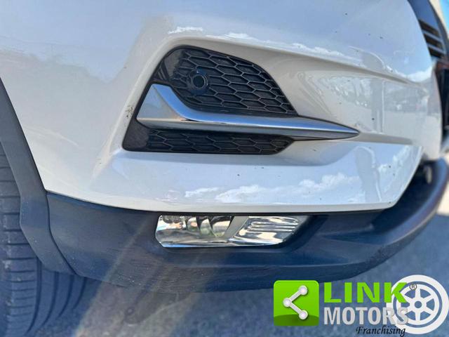 NISSAN Qashqai usata, con Touch screen