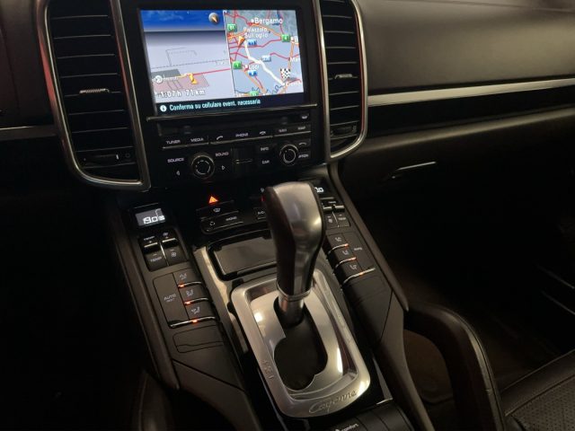 PORSCHE Cayenne usata, con Controllo trazione
