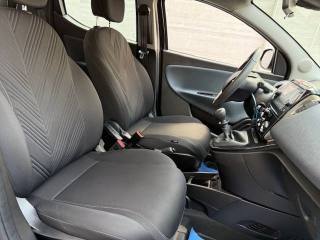 LANCIA Ypsilon usata, con Servosterzo