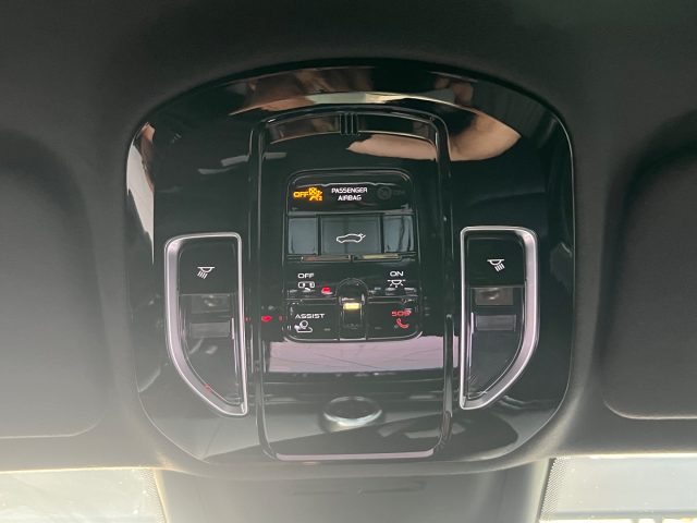 MASERATI Grecale usata, con Volante in pelle