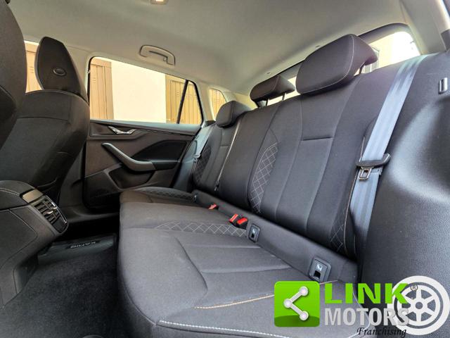 SKODA Kamiq usata, con Autoradio