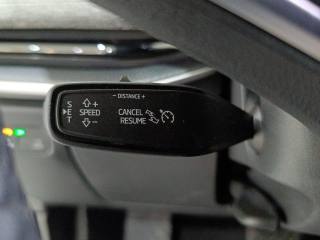 SKODA Superb usata, con Sensori di parcheggio posteriori