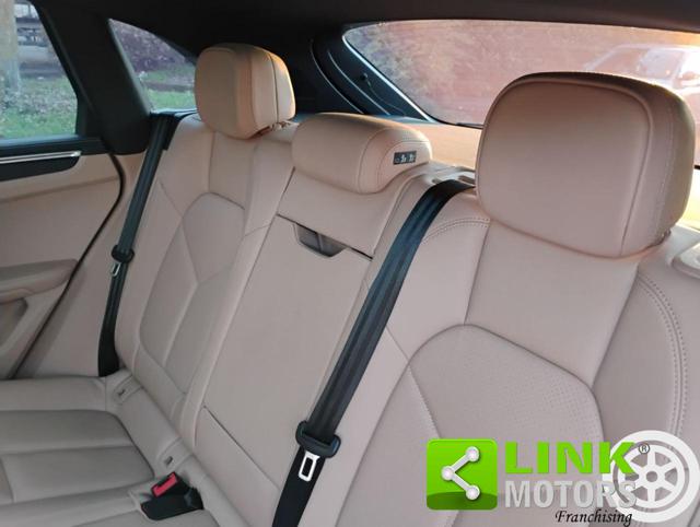 PORSCHE Macan usata, con Touch screen