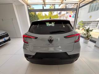 RENAULT Captur usata, con Autoradio