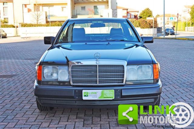 MERCEDES-BENZ CE 300 usata, con Interni in pelle