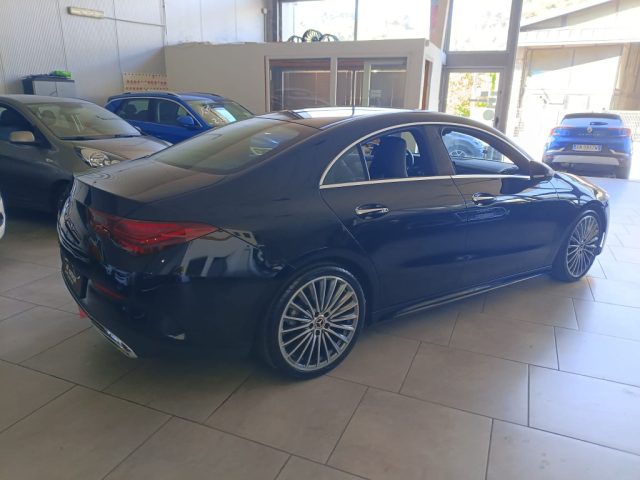 MERCEDES-BENZ CLA 180 usata, con Alzacristalli elettrici