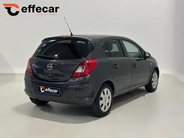 OPEL Corsa usata, con Autoradio