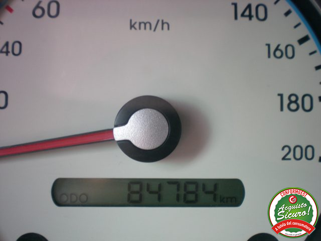 HYUNDAI i10 usata, con Chiusura centralizzata