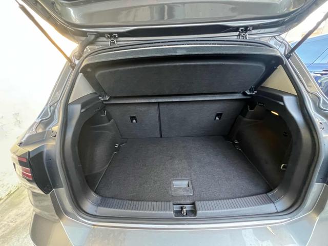 VOLKSWAGEN T-Cross usata, con Bracciolo