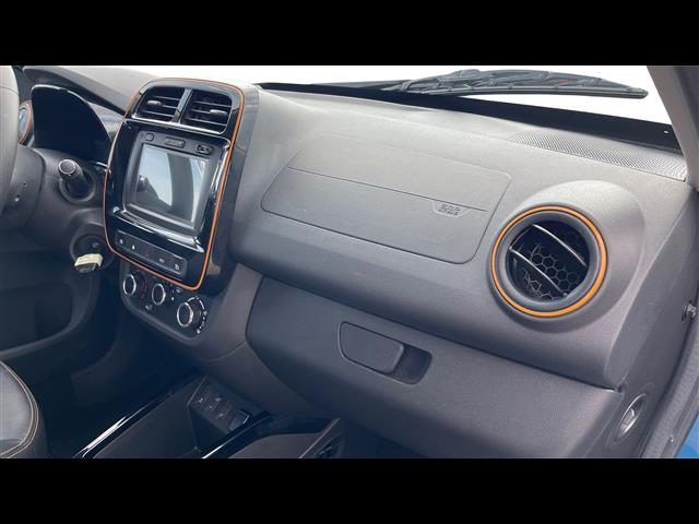 DACIA Spring usata, con USB