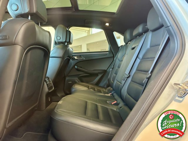 PORSCHE Macan usata, con USB