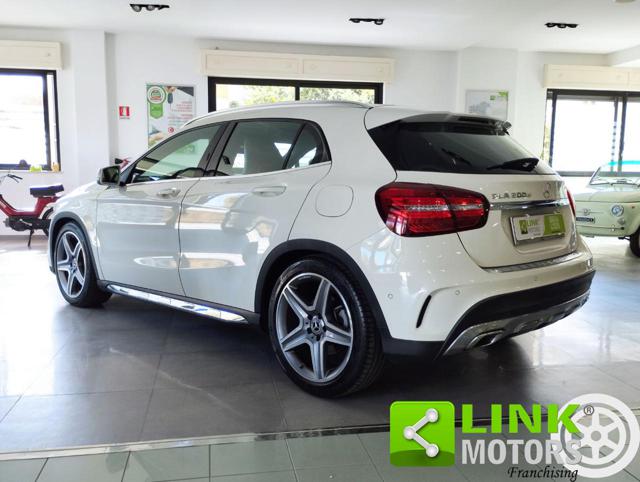 MERCEDES-BENZ GLA 200 usata, con Chiusura centralizzata