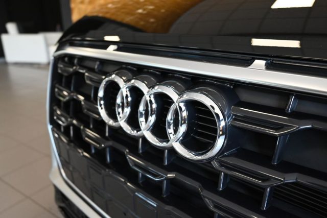 AUDI Q2 usata 12