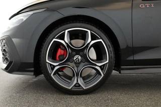 VOLKSWAGEN Golf GTI usata, con Autoradio