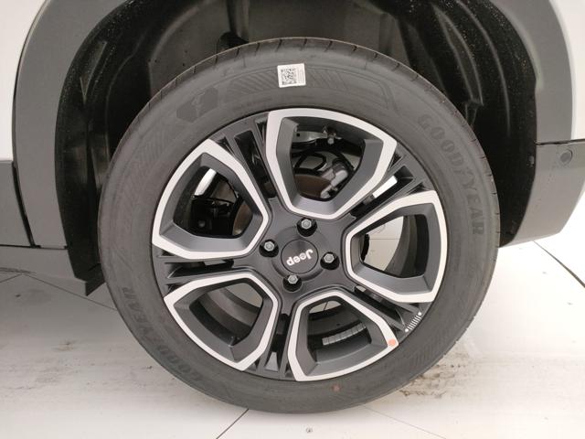 JEEP Avenger usata, con USB