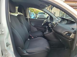LANCIA Ypsilon usata, con Sedile posteriore sdoppiato